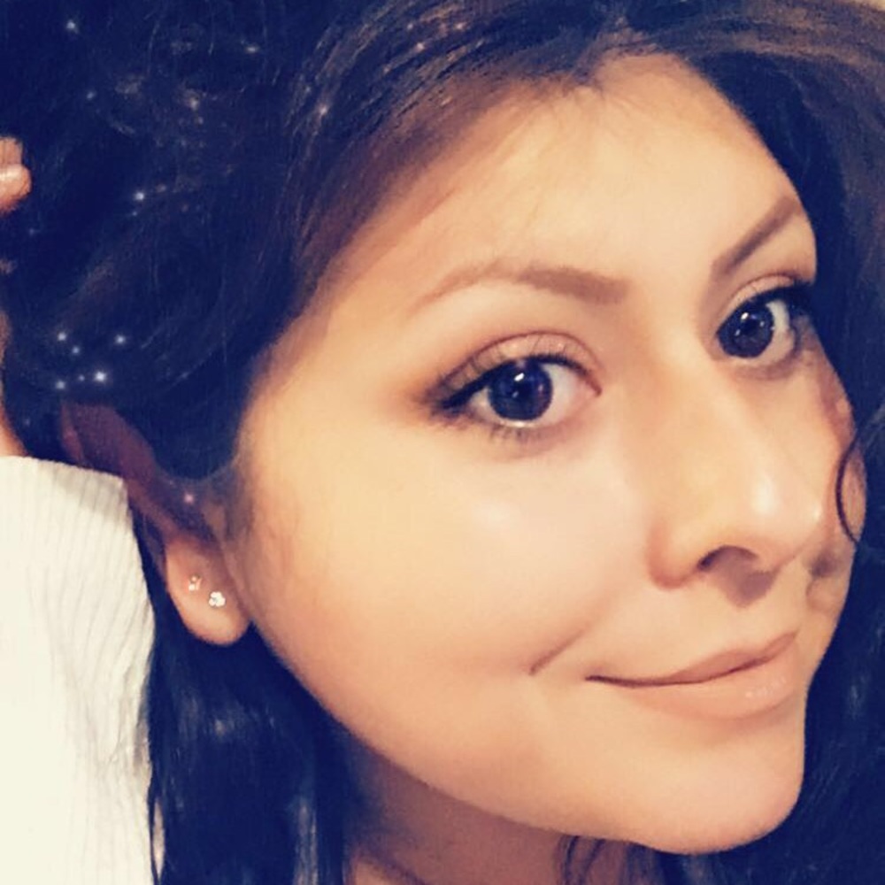 Meet your Posher, Stephanie